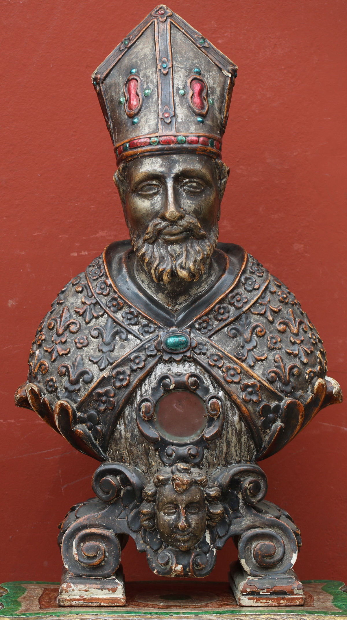 Pair of reliquary busts Italy XVIII