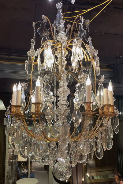 Important lustre cage style Louis XV