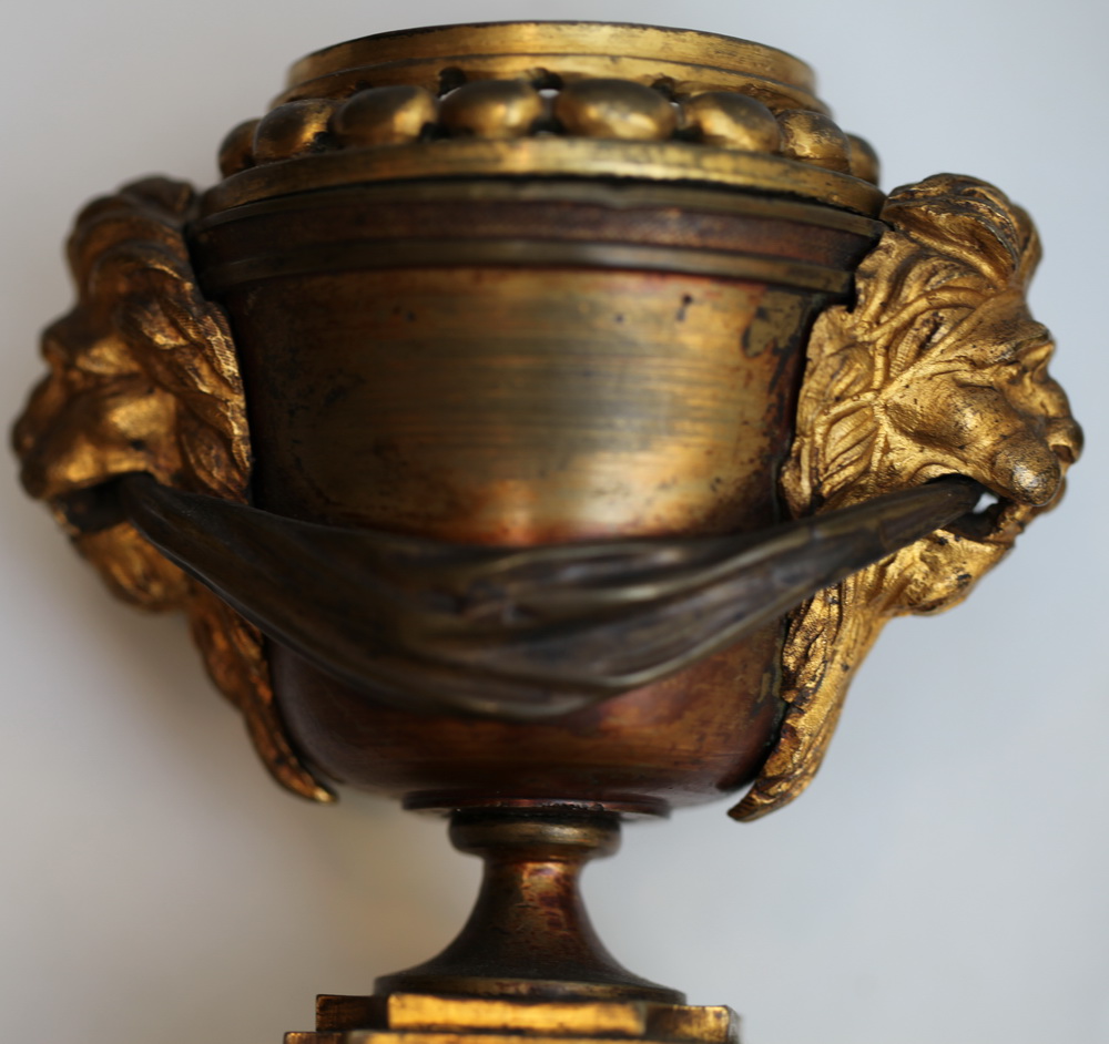 Pair of candlesticks cassolettes 18th