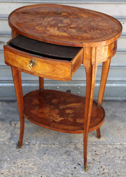 Table de salon style Transition