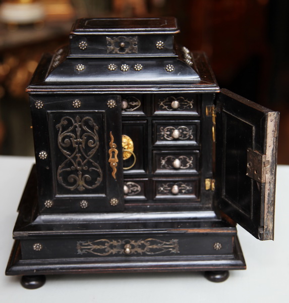 Cabinet Allemagne XVII