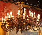 Lustre bronze dor style Louis XV