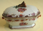 Porcelain terrine of the company of India 18th