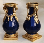 Paire de vases monture bronze  circa 1880