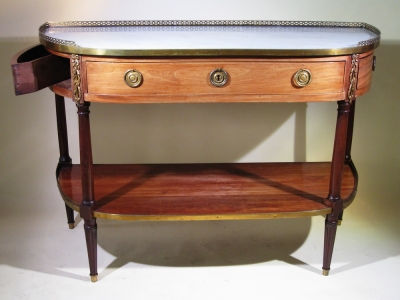 PAIRE DE CONSOLES LOUIS XVI est DUSAUTOY