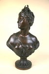 Diane's bust in bronze by Houdon.
