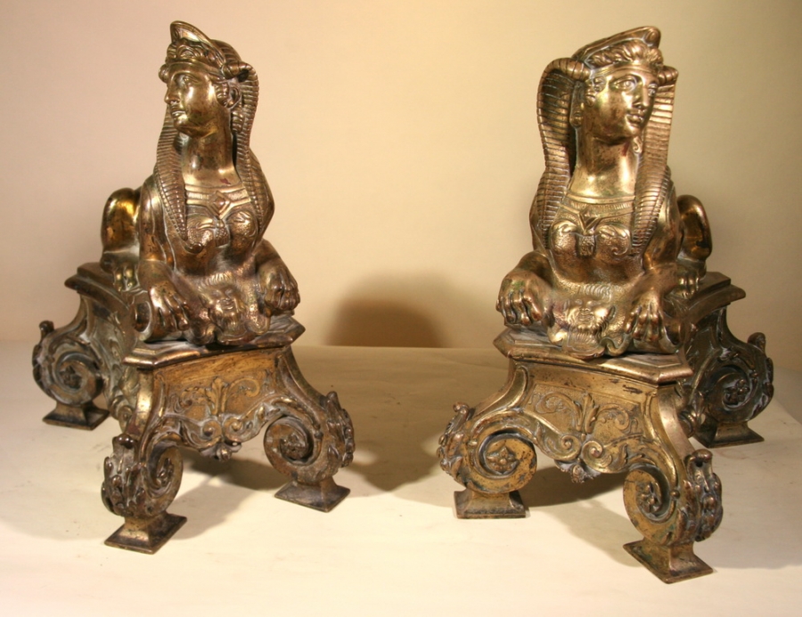 Paire de devant de cheminée